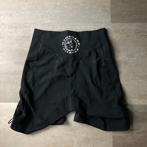 Gymshark legacy shorts (trade for amplify leggings or will sell)
